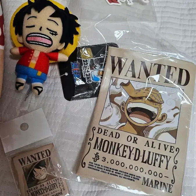 [BUNJANG] One Piece Pop-up Store Bundle Set / 원피스 팝업 더현대 굿즈 세트(일괄)