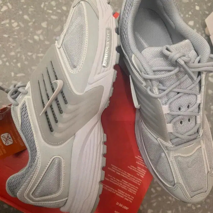[BUNJANG] Nike Air Pegasus Wave Flat Silver Metal Sneakers / (새상품) 나이키 에어 페가수스 웨이브 플랫실버 메탈 280사이즈