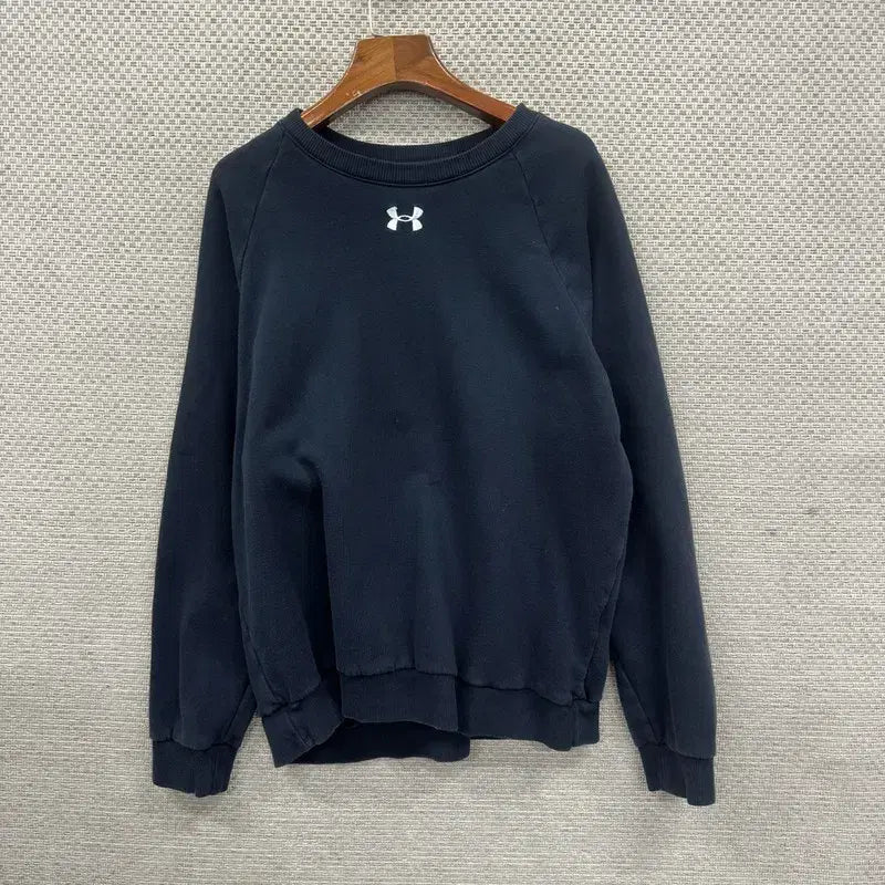 [SOLD OUT] 언더아머 센터로고 약기모 맨투맨 L M13599