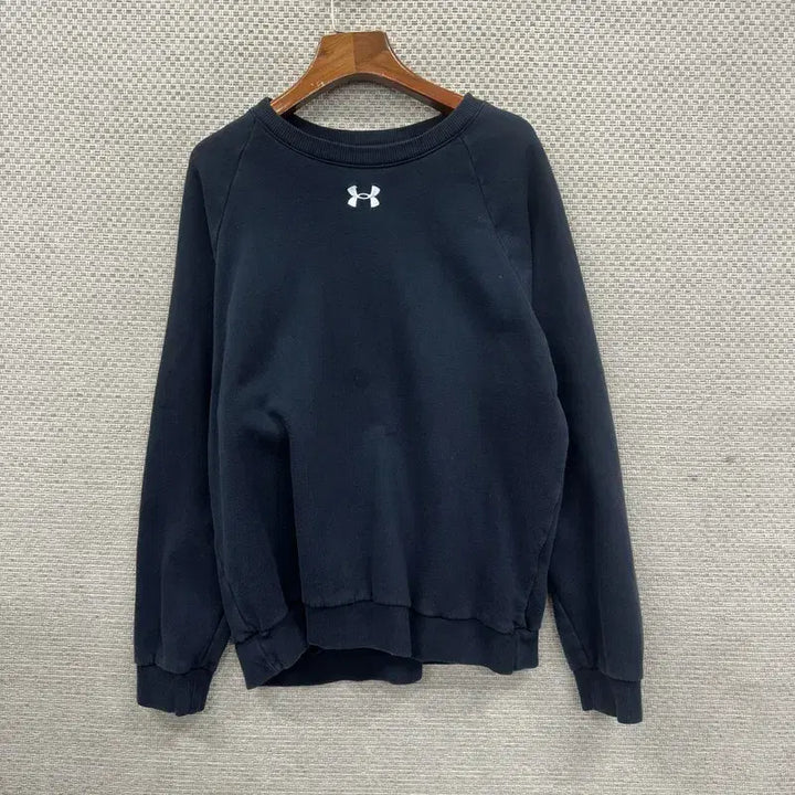 [SOLD OUT] 언더아머 센터로고 약기모 맨투맨 L M13599