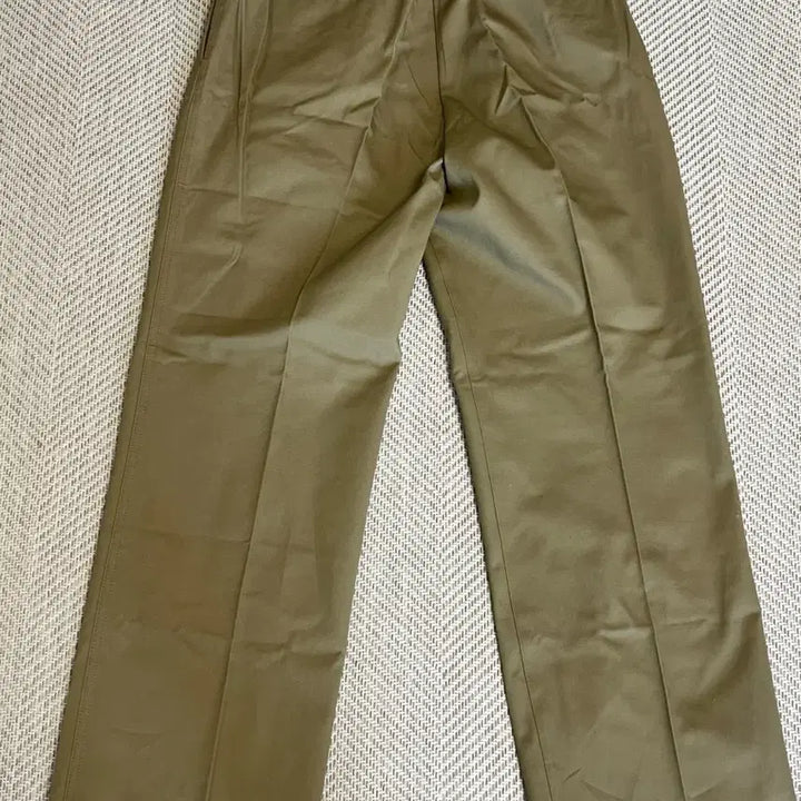 [BUNJANG] Drawfit Wide Banding Chino Pants Beige / 드로우핏 와이드 밴딩 치노 팬츠 베이지