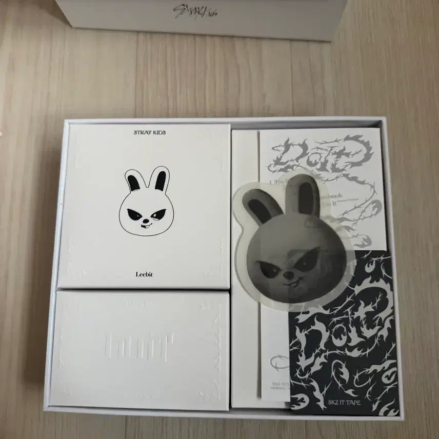 [BUNJANG] Stray Kids Lee Know Evil Speaker Set / 스키즈 스트레이키즈 이블 스피커 두잇 리노 리빗
