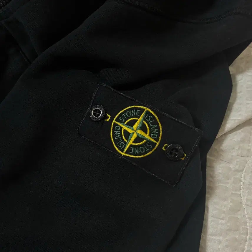 [BUNJANG] Stone Island Hoodie L / 최신형 스톤아일랜드 후드집업 L