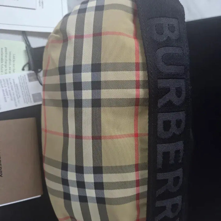 [BUNJANG] Burberry Crossbody Bag / 버버리범백 크로스백