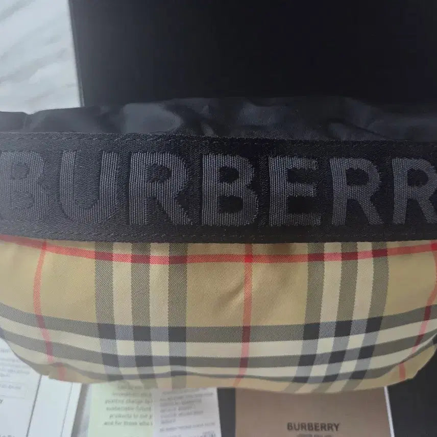 [BUNJANG] Burberry Crossbody Bag / 버버리범백 크로스백