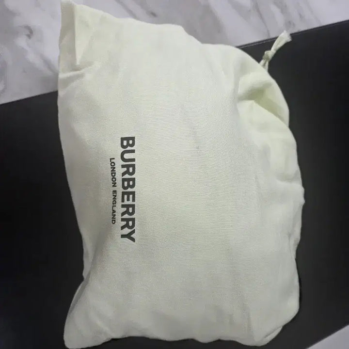 [BUNJANG] Burberry Crossbody Bag / 버버리범백 크로스백
