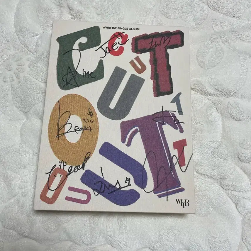 [SOLD OUT] 휘브 WHIB 1ST Cut-Out 사인 앨범