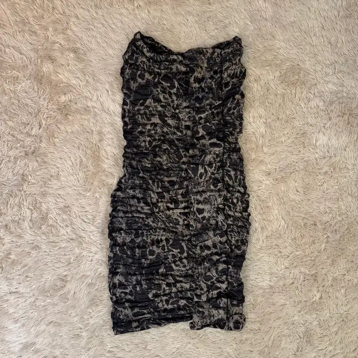 [BUNJANG] Black Leopard Smocked Tube Top Dress / 수입 블랙 레오파드 스모크 튜브탑 원피스