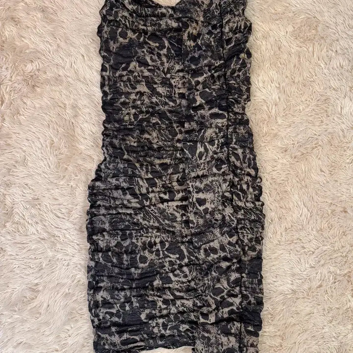 [BUNJANG] Black Leopard Smocked Tube Top Dress / 수입 블랙 레오파드 스모크 튜브탑 원피스