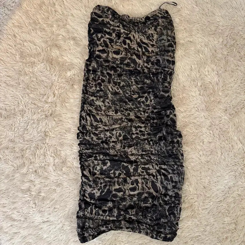 [BUNJANG] Black Leopard Smocked Tube Top Dress / 수입 블랙 레오파드 스모크 튜브탑 원피스