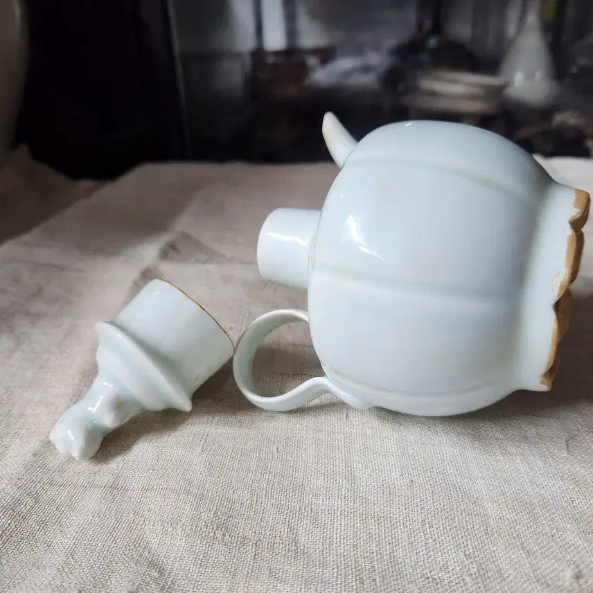 [BUNJANG] Northern Song Dynasty Yingqing Celadon Teapot / 북송 영청요 청자 주전자 /과형 사자뉴 개주 주전자