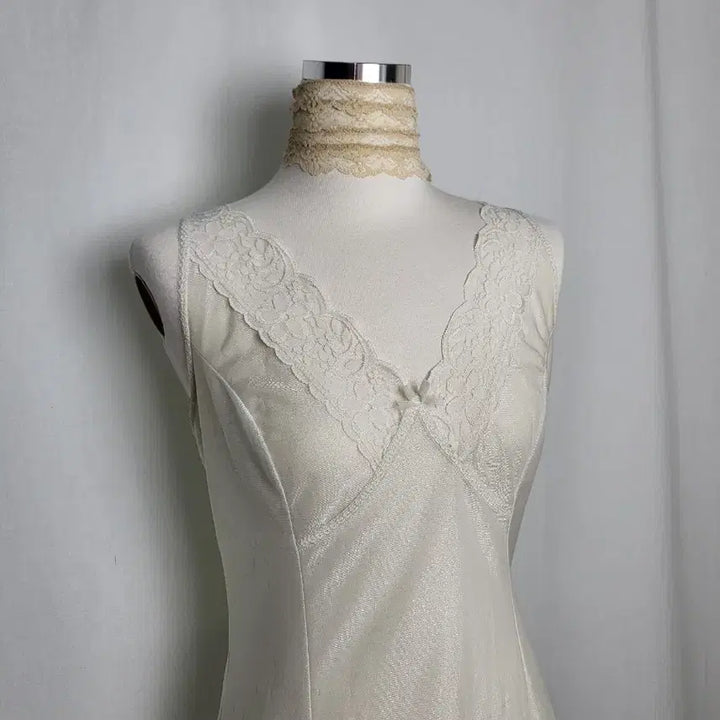 [BUNJANG] Vintage Ivory Lace Slip Dress / 빈티지 소프트 아이보리 슬립 원피스
