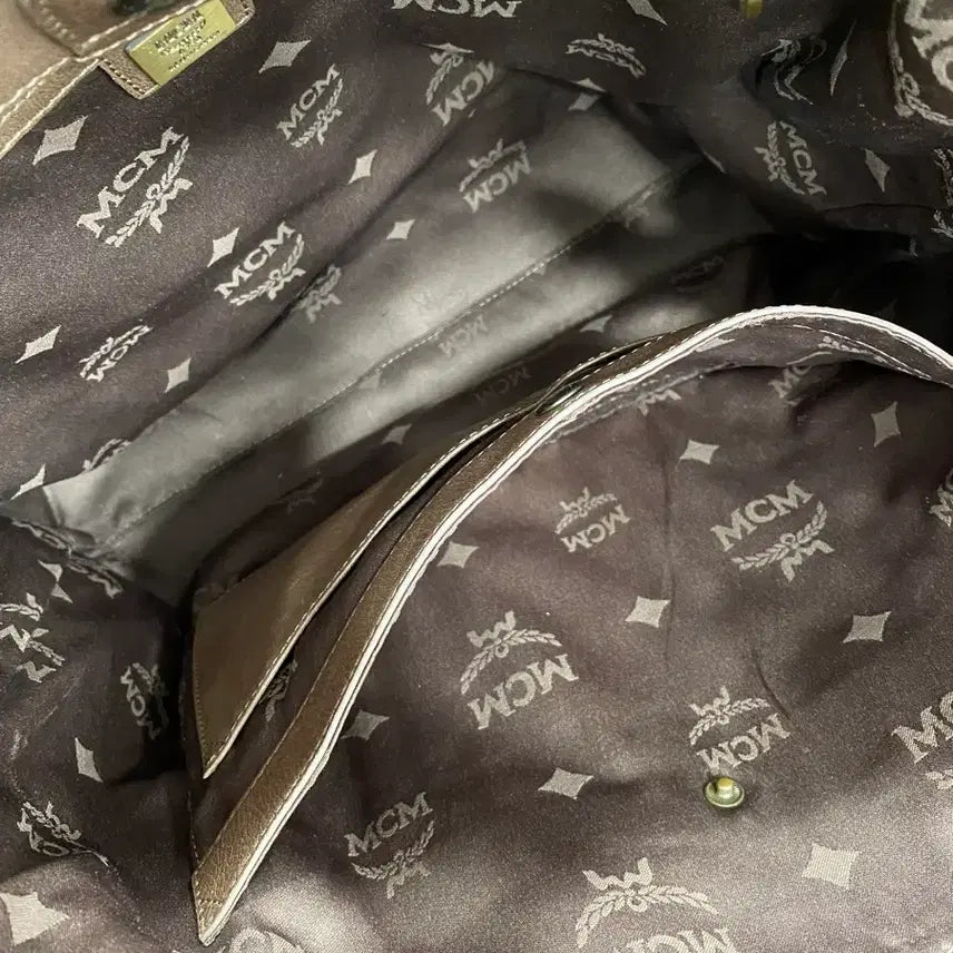 [BUNJANG] MCM Calfskin Leather Crossbody Tote Bag / [유일매물] 빈티지 MCM 리얼 송아지가죽 레더 크로스백 토트백