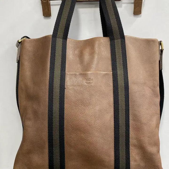 [BUNJANG] MCM Calfskin Leather Crossbody Tote Bag / [유일매물] 빈티지 MCM 리얼 송아지가죽 레더 크로스백 토트백