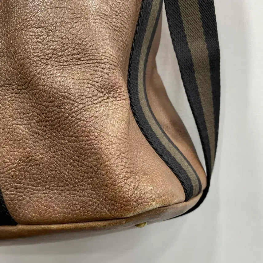 [BUNJANG] MCM Calfskin Leather Crossbody Tote Bag / [유일매물] 빈티지 MCM 리얼 송아지가죽 레더 크로스백 토트백
