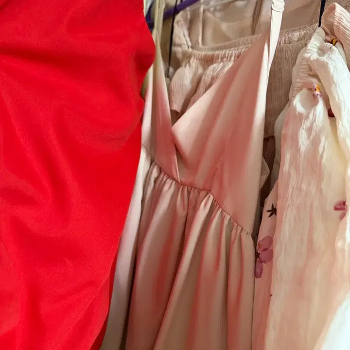 [BUNJANG] SINEINN Coral Pink Frill Sleeveless Blouse / 시눈 코랄 핑크 프릴 슬리브리스 나시 블라우스 frill blouse
