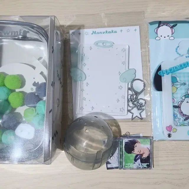 [SOLD OUT] 플레이브 먀미 파우치, 미니 CD 가챠
