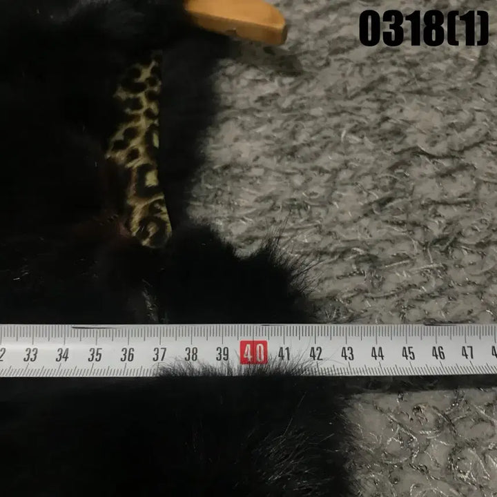 [SOLD OUT] Sweet Soup 검정색 털 베스트 s