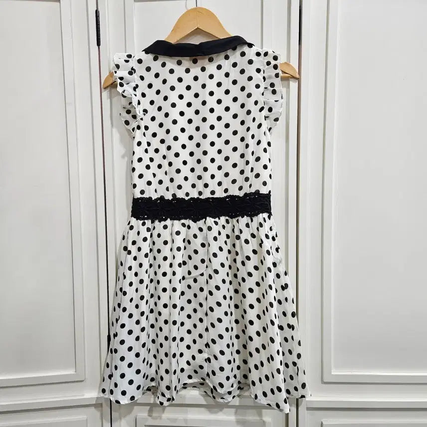 [BUNJANG] Ema Verie Dot Big Collar Dress / 도트 빅카라 원피스