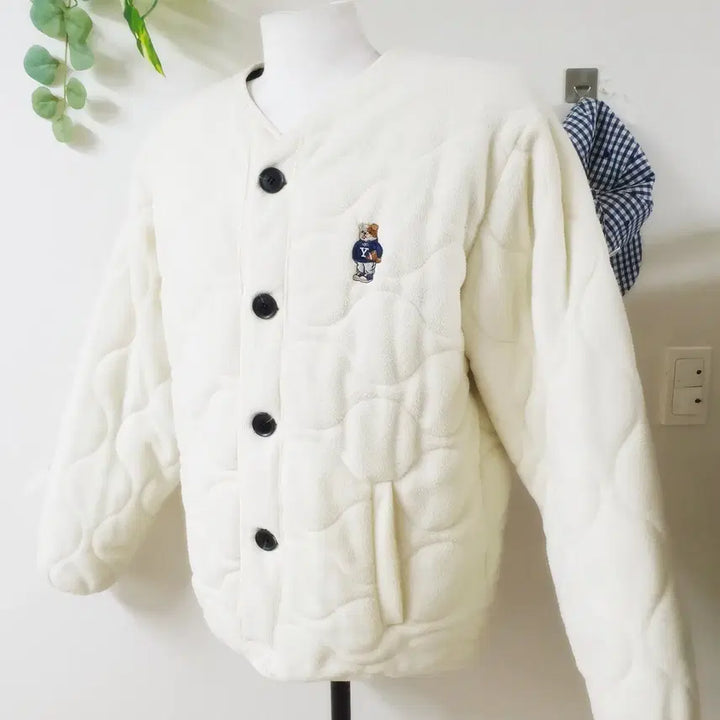 [BUNJANG] Yale Handsome Dan Quilted Fleece Cardigan (Ivory) / 예일 23FW 핸섬댄 퀄팅플리스 남성가디건 100 L 아이보리