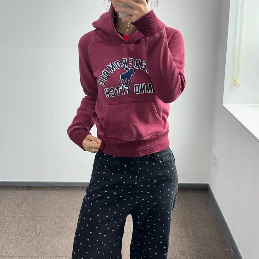 [SOLD OUT] Abercrombie 아베크롬비 스펠아웃로고 버건디 후드티