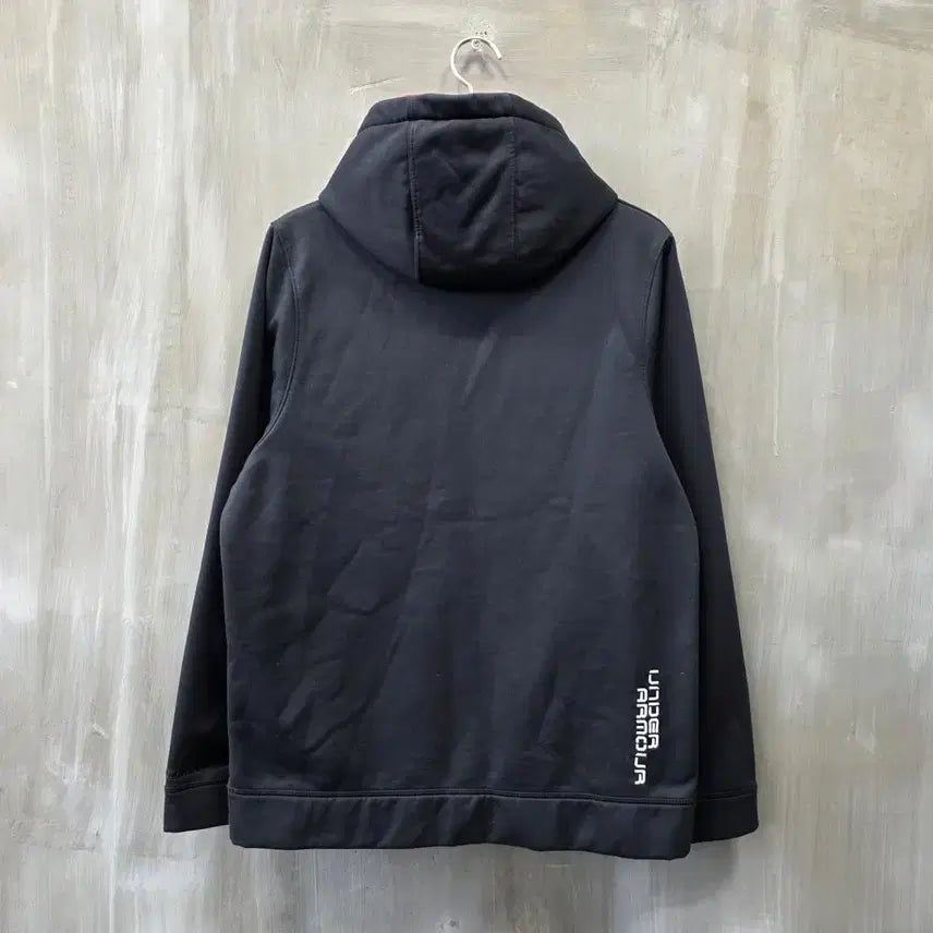 [BUNJANG] Under Armour Black Hooded T-shirt (M) / 언더아머 블랙 컬러 후드티셔츠/남성(M)/ST2645