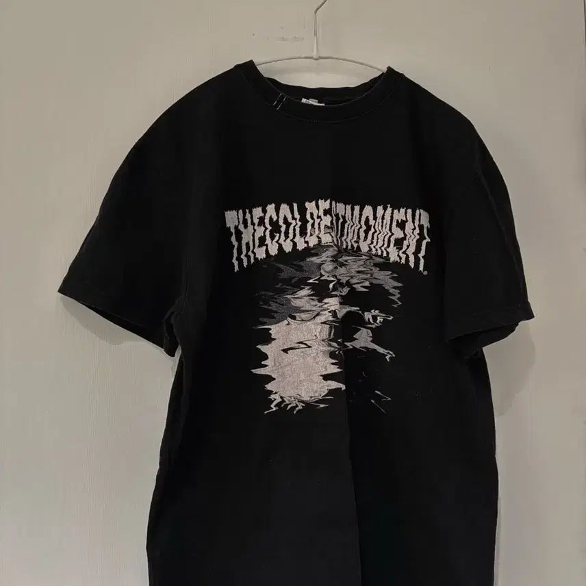 [BUNJANG] The Coldest Moment T-shirt / 더콜디스트모먼트 반팔