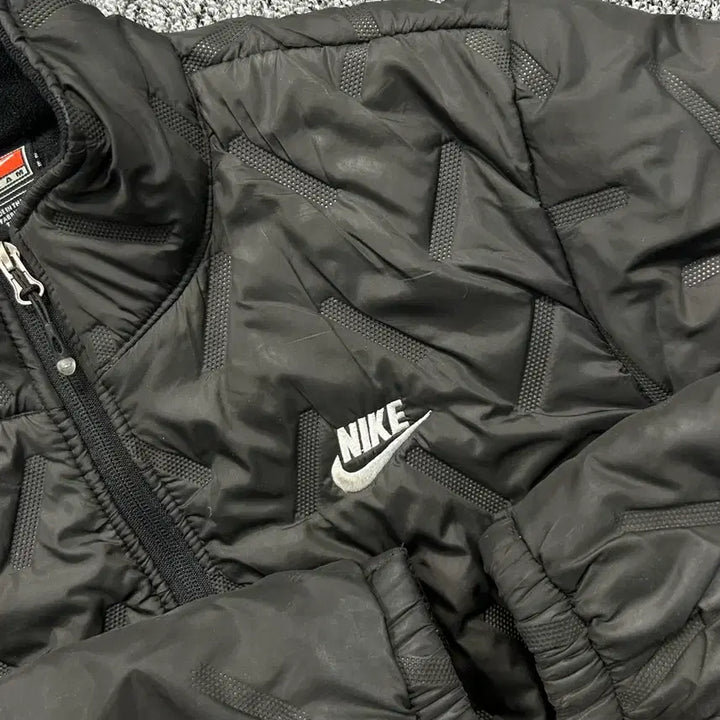 [BUNJANG] Nike Swoosh Quilted Lightweight Padded Jacket L / 나이키 스우시 퀄팅 경량패딩 L