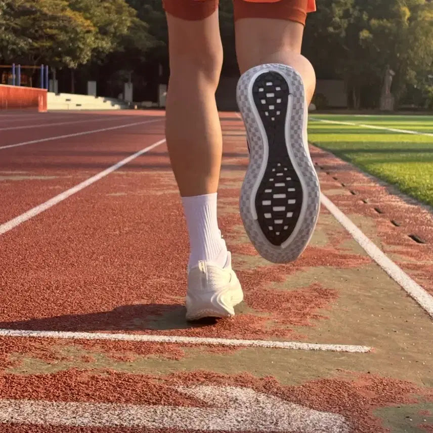 [BUNJANG] Nike Zoom Vomero 5 Reverse Swoosh Road Running Shoes Sneakers Marathon Shoes IH2268 / 줌 보메로 플러스 리버스 스우시 로드 런닝화 운동화 마라톤화 IH2268