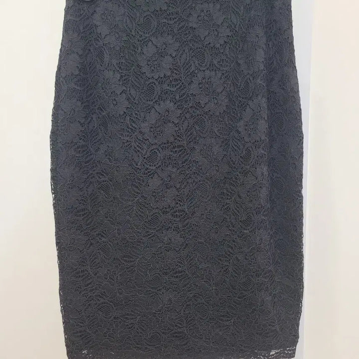 [BUNJANG] Jigott Black Lace H-Line Skirt Size 27-28 / 지고트 블랙 레이스 H라인 스커트 27~28사이즈