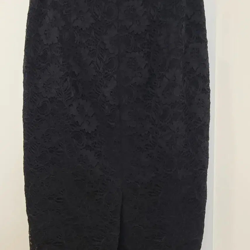 [BUNJANG] Jigott Black Lace H-Line Skirt Size 27-28 / 지고트 블랙 레이스 H라인 스커트 27~28사이즈