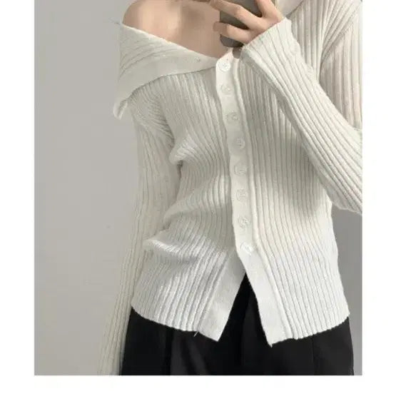 [BUNJANG] UUR Glow Button Rib Knit Ivory / 원가 5.0 유유알 uur글로우 버튼 리브니트 아이보리