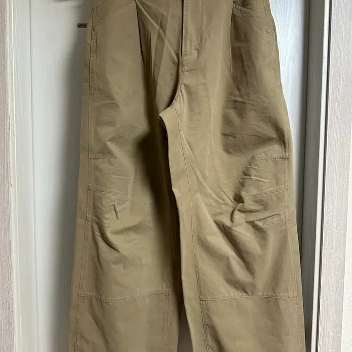 [BUNJANG] Polytelu 3-Dart Chino Beige Trousers / 폴리테루 3다트치노 베이지 3사이즈
