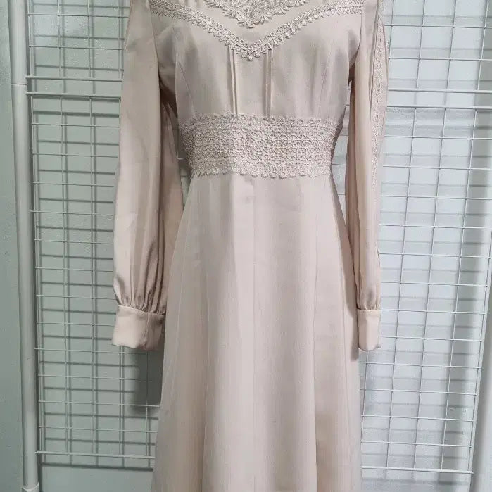 [BUNJANG] It MICHAA Lace Long Dress / 잇미샤 레이스 롱원피스