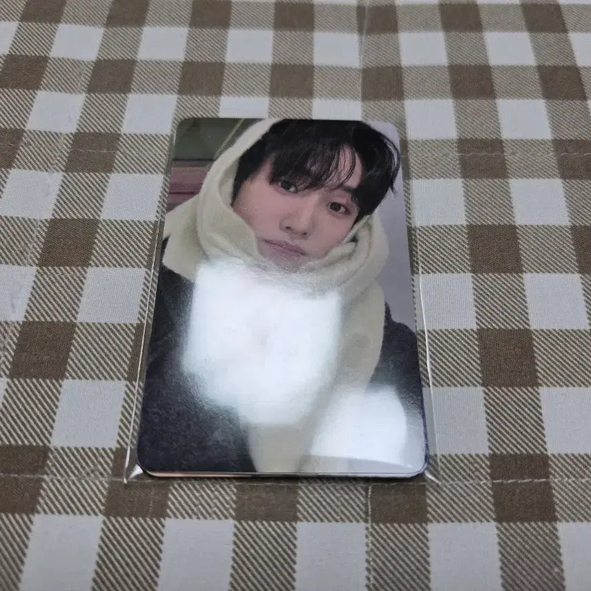 [BUNJANG] The Boyz Everline Po-geun Scarf a;effect POB / 더보이즈 에버라인 포근목도리 a;effect 미공포 양도