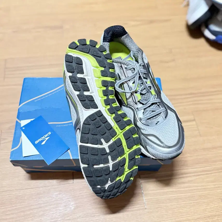 [BUNJANG] Brooks Running Shoes Gray Fluorescent 280 / 브룩스 런닝화 그레이 형광 280