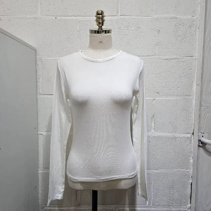 [BUNJANG] Round Neck Long Sleeve Shirt / 얇은재질의 라운드 긴팔- 화이트