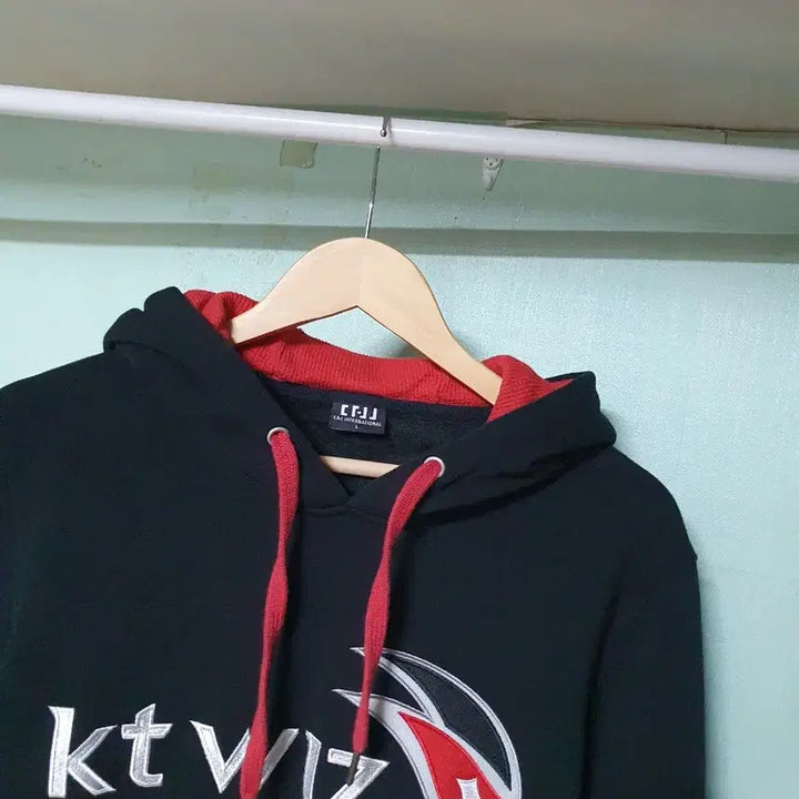 [BUNJANG] KT Wiz Fleece Hoodie L / ktwiz 기모 후드티 L 95