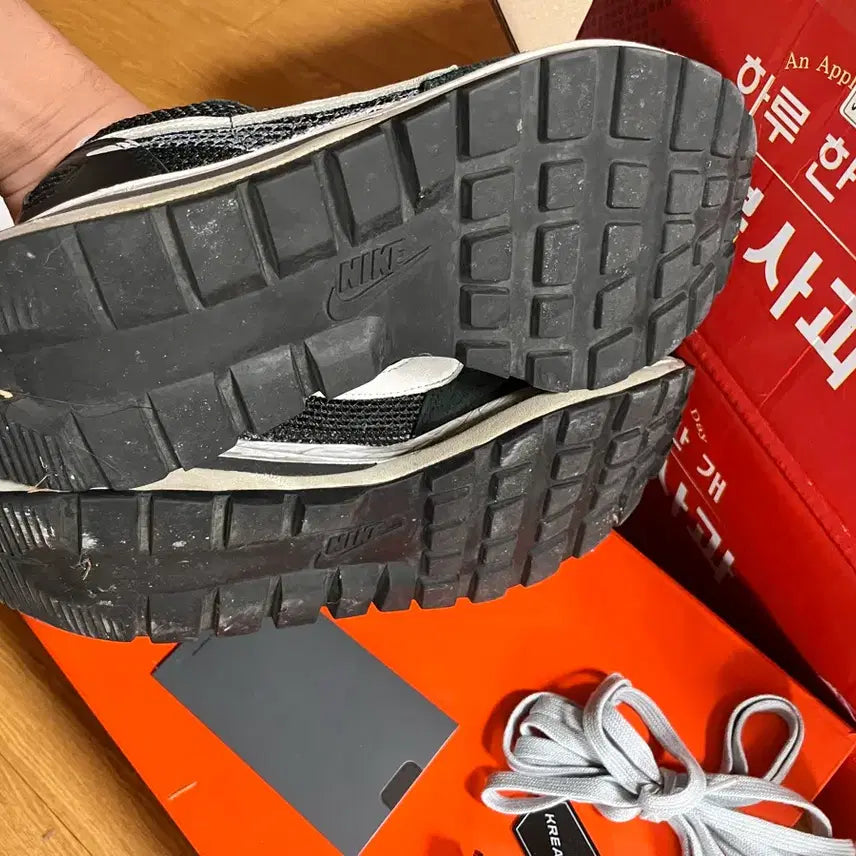 [BUNJANG] Sakai Vapor Waffle Black Sneakers / 사카이 베이퍼 와풀 블랙 280