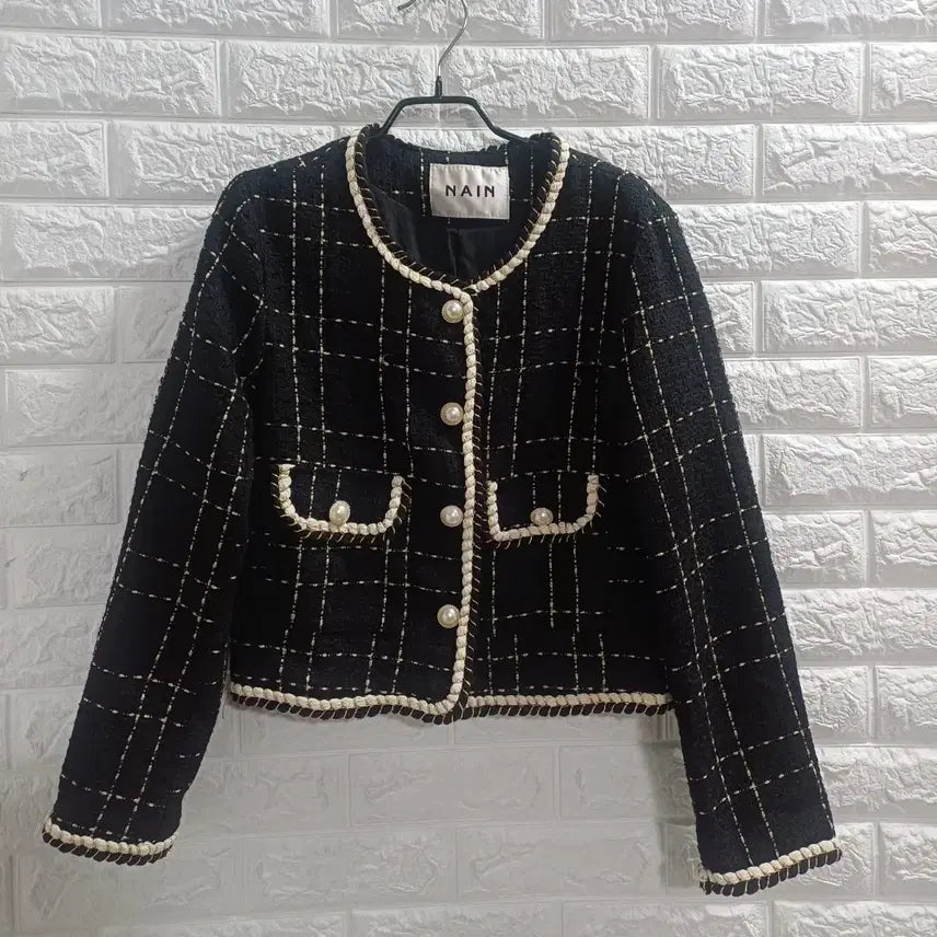 [BUNJANG] NAIN Black and Gold Tweed Jacket / NAIN 블랙금장 트위드자켓