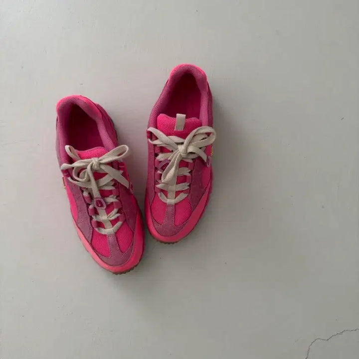 [SOLD OUT] 나이키 x 쟈크뮈스 에어휴마라 핑크
