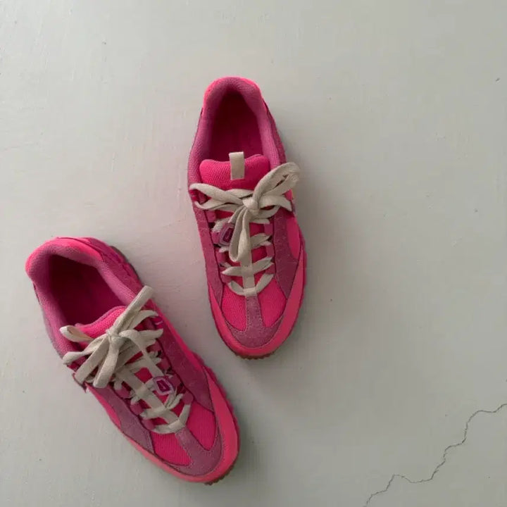 [SOLD OUT] 나이키 x 쟈크뮈스 에어휴마라 핑크