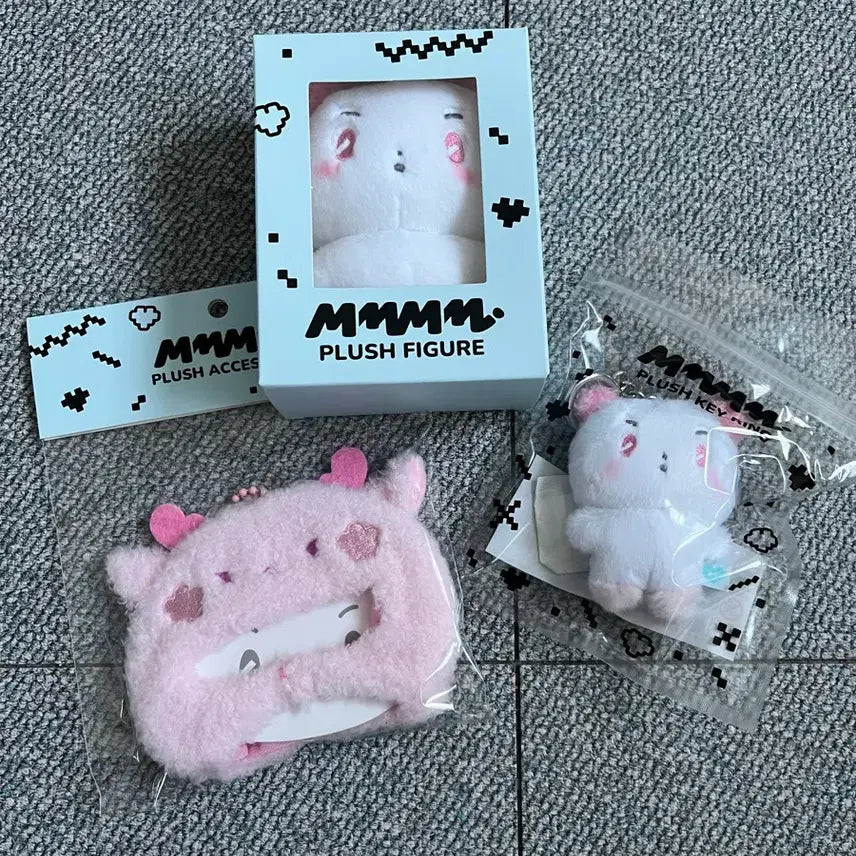 [BUNJANG] PLAVE Bambi Doll, Keyring, Outfit Bundle Set / 플레이브 밤비 인형, 키링, 옷 일괄 판매합니다