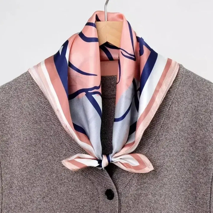 [BUNJANG] Pink and Navy Patterned Scarf / 핑크/네이비 패턴 스카프(새상품)