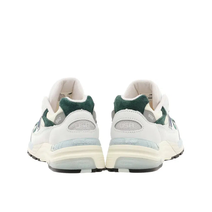 [SOLD OUT] [235] 뉴발란스 992 메이드 인 USA 마쉬 그린