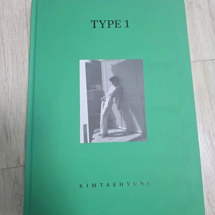 [BUNJANG] BTS V Taehyung Type 1 Photobook POB Bundle Set / 방탄소년단 bts 뷔 태형 TYPE 1 포토북 (특전포함)