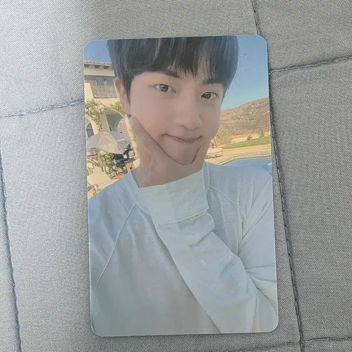 [BUNJANG] BTS Jin Weverse Lucky Draw Photocard / 방탄소년단 bts HAPPY 위드뮤 럭드 진 석진 포카