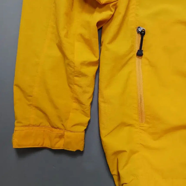 [BUNJANG] Adidas Pura Detachable Hood Windbreaker Jacket (105) / [105] 아디다스 바람막이 푸라 후드 탈부착 자켓