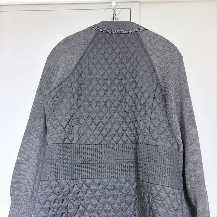 [BUNJANG] ELLE Quilted Long Cardigan Charcoal Gray / ELLE 엘르 퀼팅 롱 가디건 차콜그레이
