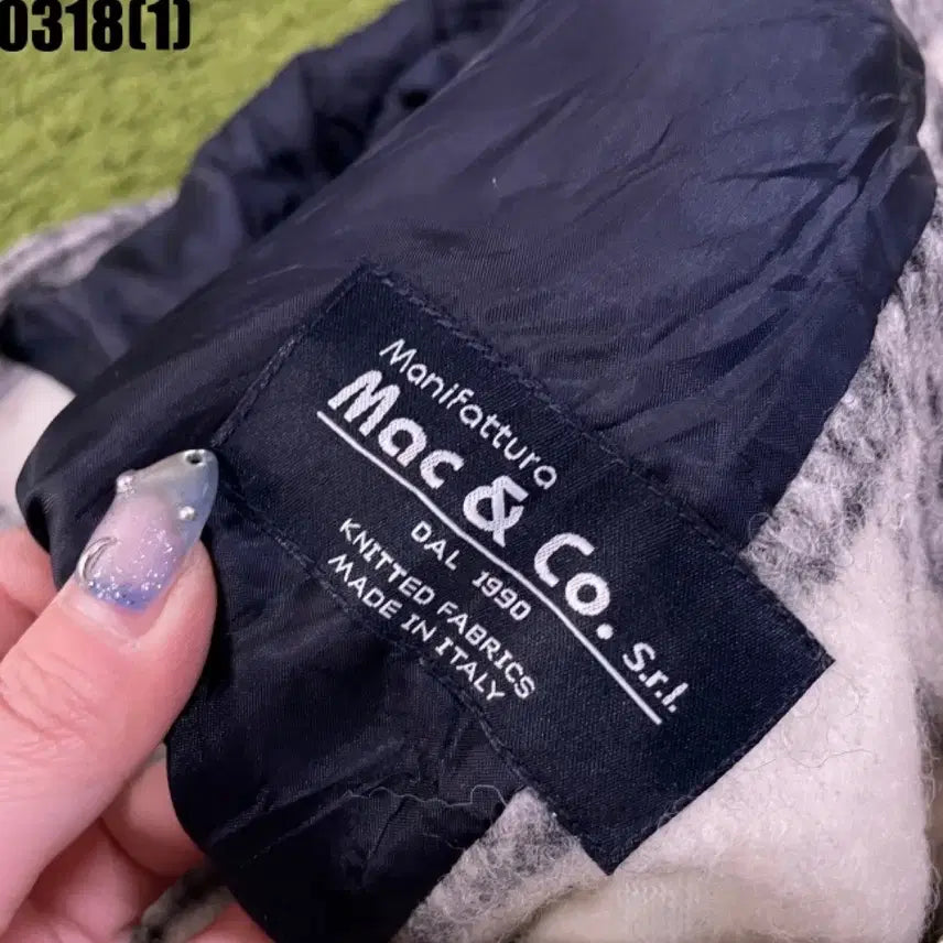 [BUNJANG] Mac &amp; Co Hooded Long Check Coat / 이태리 맥앤코 후드 롱 코트 S
